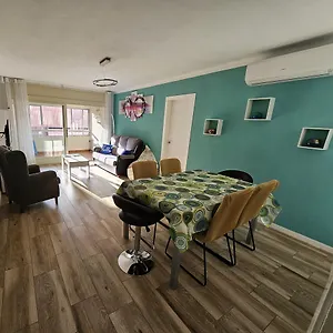 https://apartamento-nuria-figueres.catalonia-hotels.com